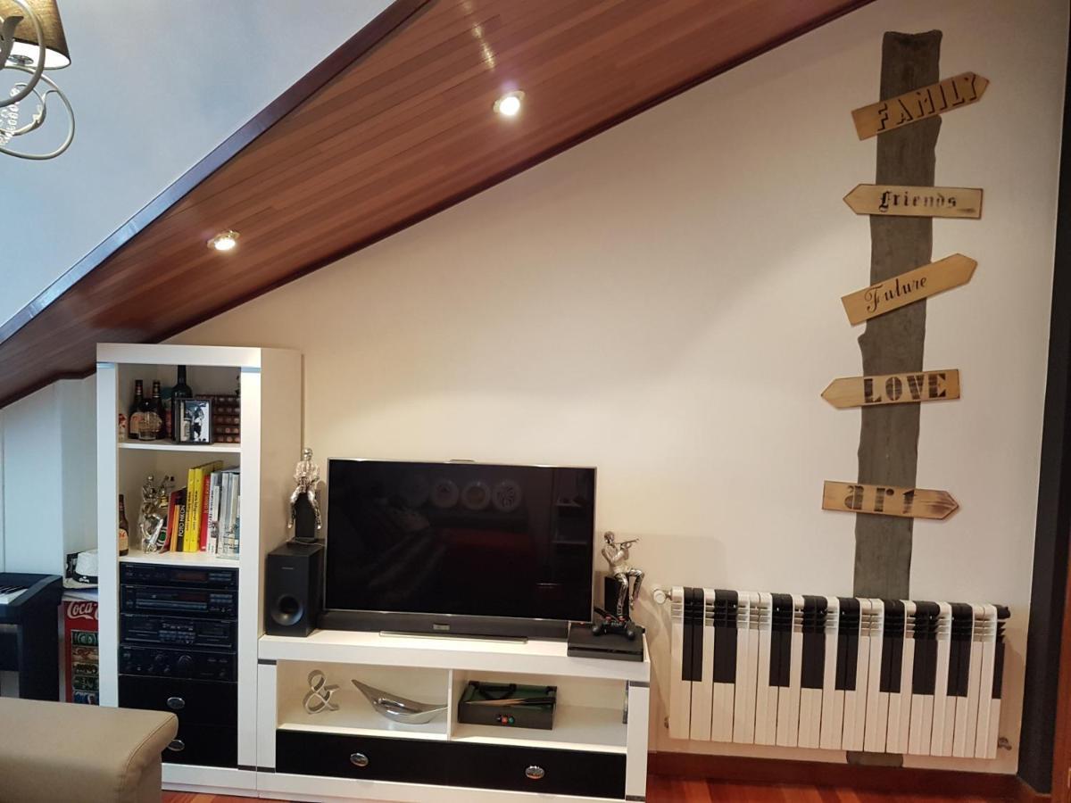 Alojamientos Marte Habitacion Con Bano Торрелавега Екстер'єр фото